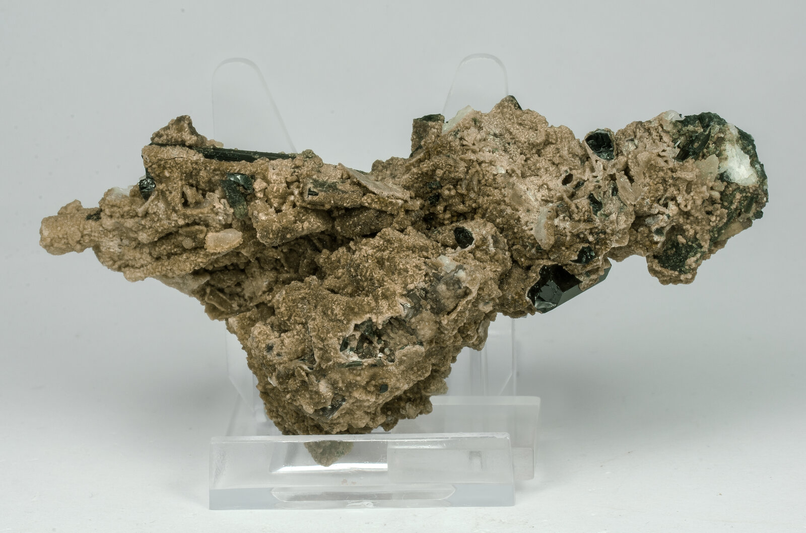 specimens/s_imagesAO4/Zanazziite-TFR96AO4f.jpg