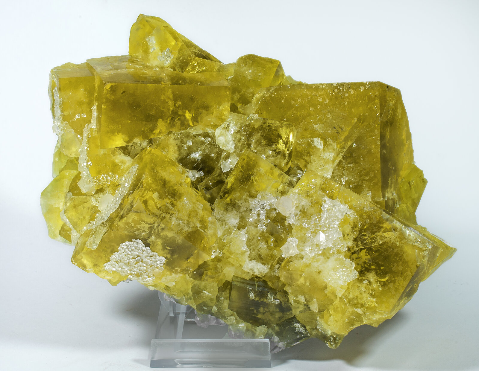 specimens/s_imagesAO5/Fluorite-ECA86AO5f.jpg