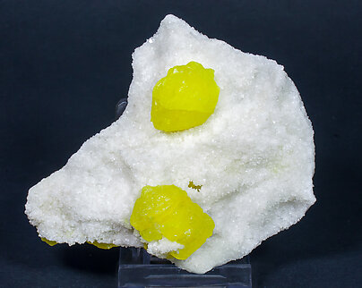 Sulphur with Calcite. Side