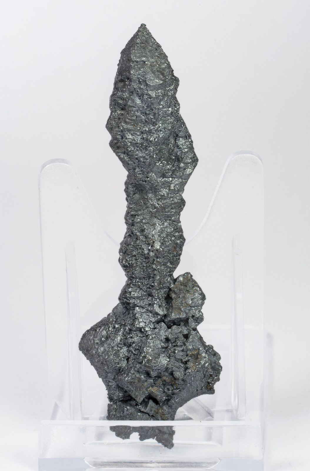 specimens/s_imagesAO6/Acanthite-JFD145AO6r.jpg