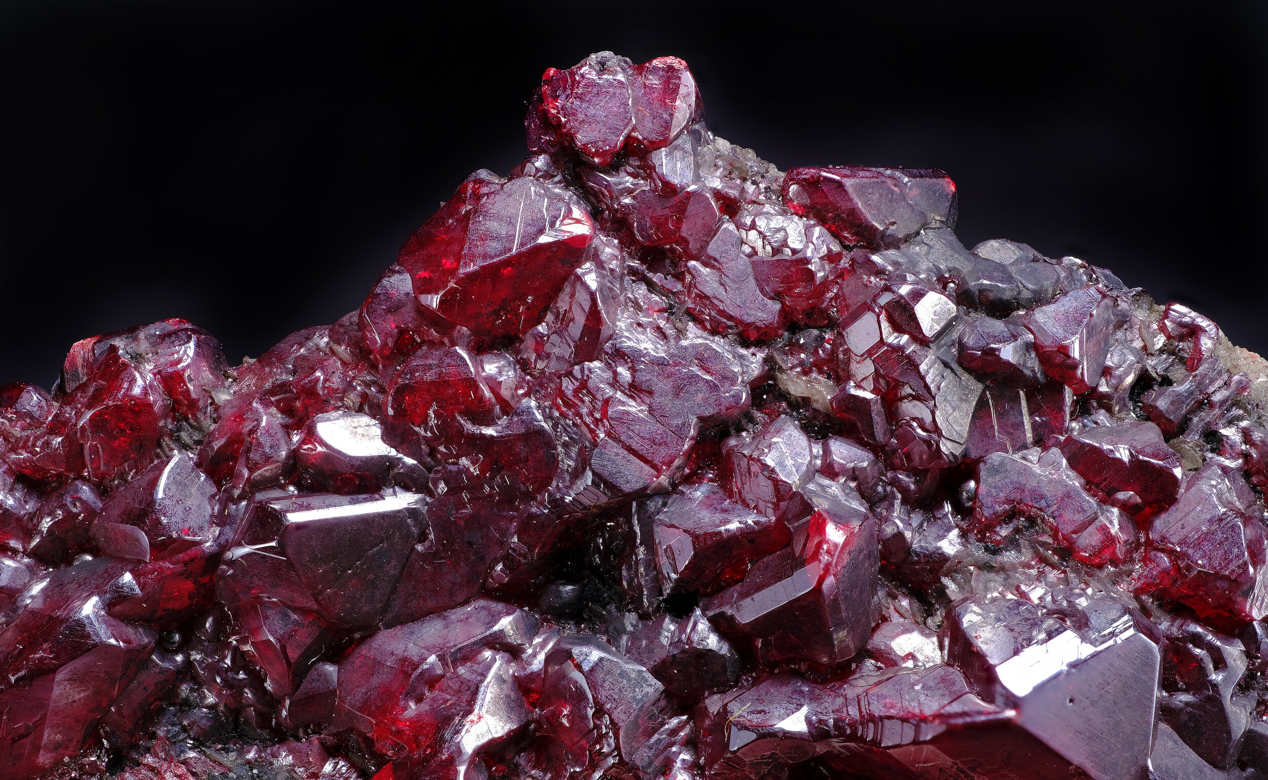 specimens/s_imagesAO6/Cinnabar-TLM1AO6-3231-d2.jpg