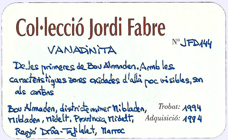specimens/s_imagesAO6/Vanadinite-JFD144AO6e.jpg