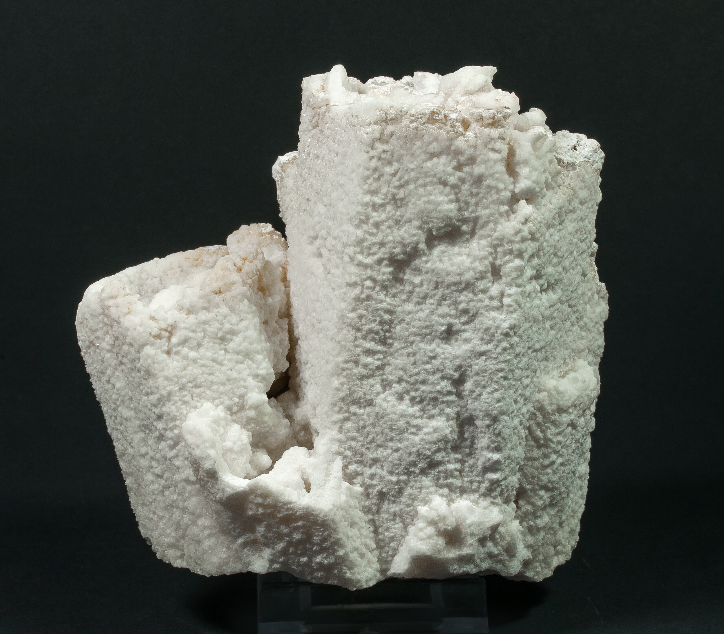 specimens/s_imagesAO7/Calcite-EKA16AO7f.jpg