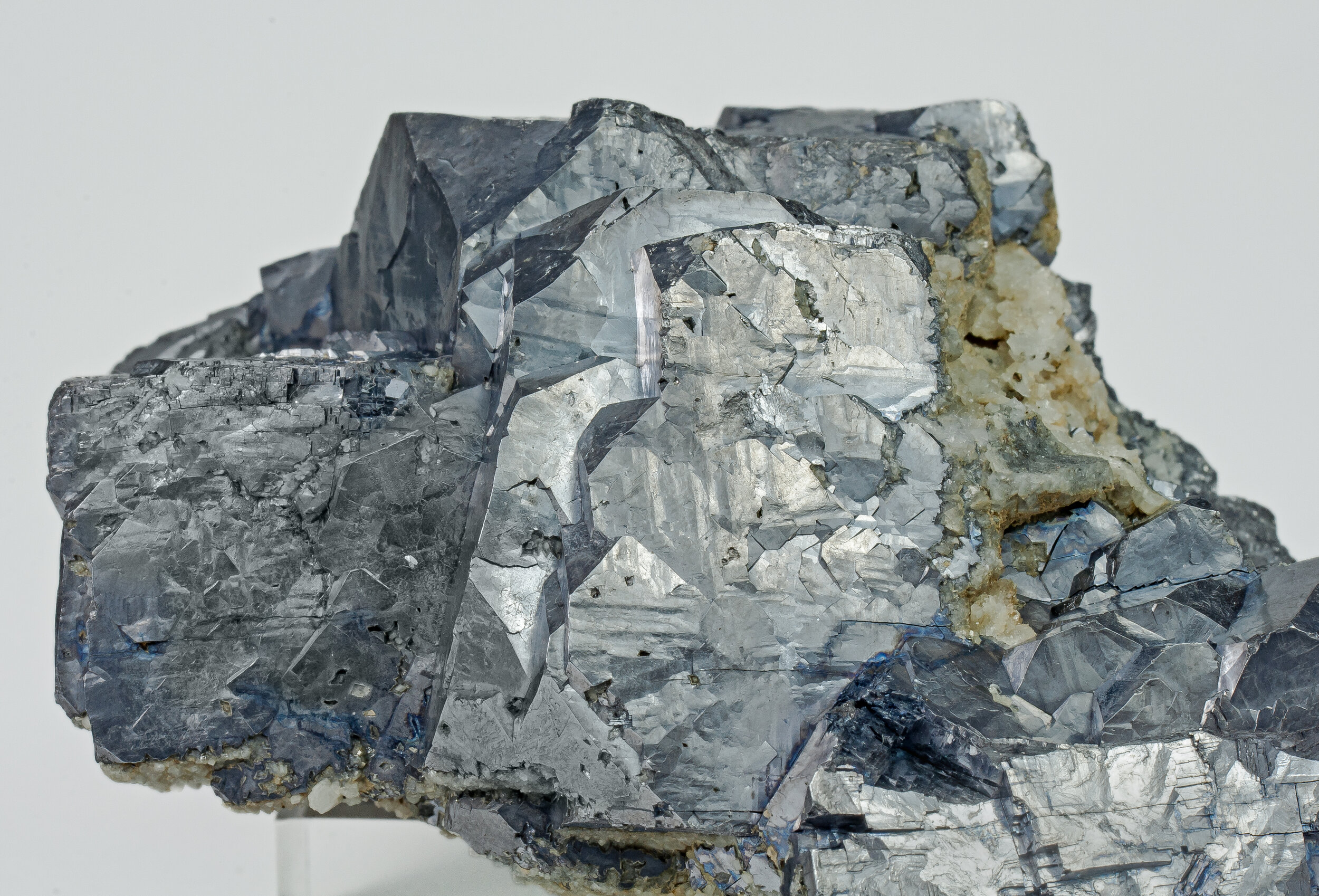 specimens/s_imagesAO7/Galena-JFD149AO7d.jpg