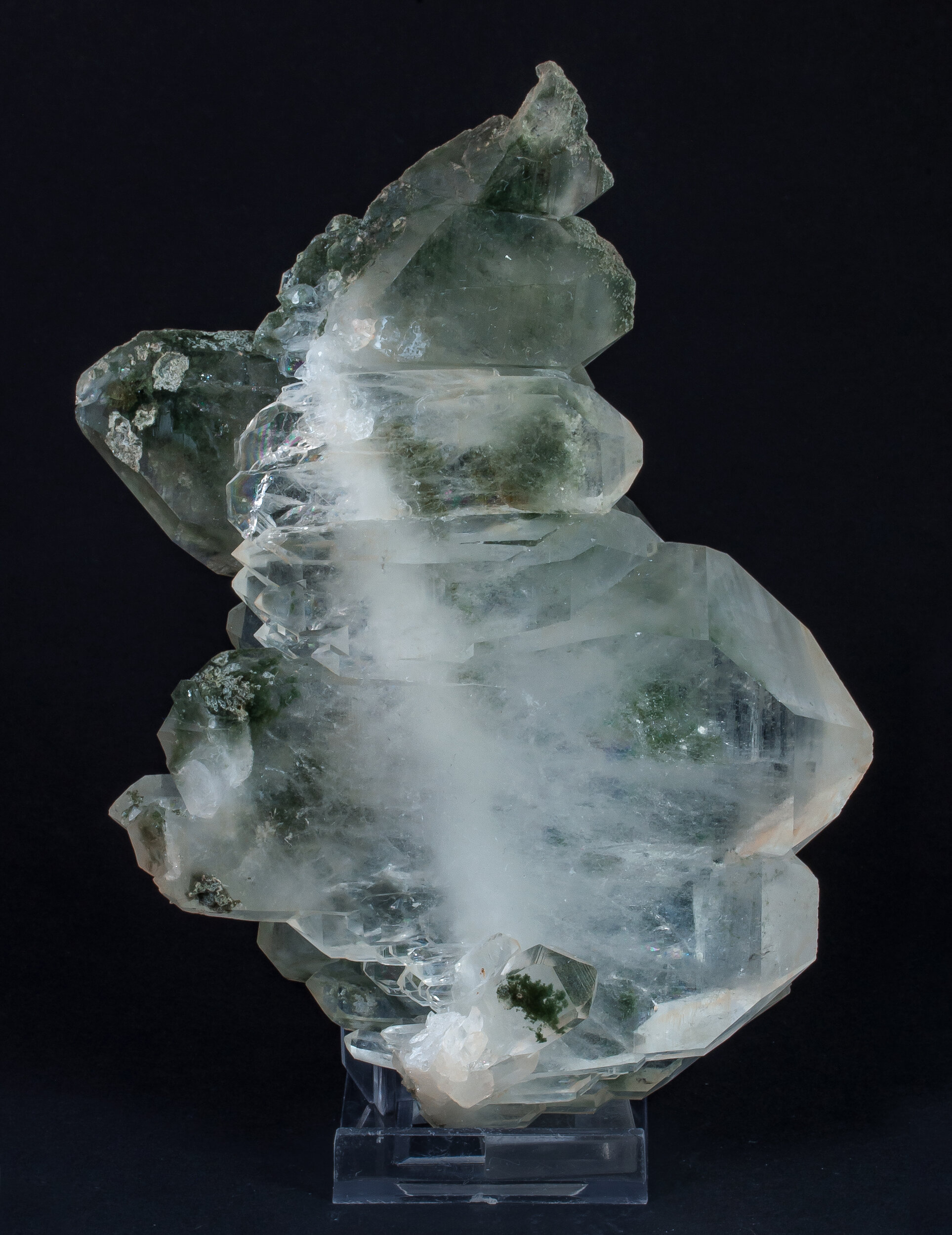 specimens/s_imagesAO7/Quartz-TLR50AO7f.jpg