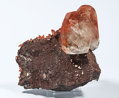 Calcite with iron oxides inclusions. 