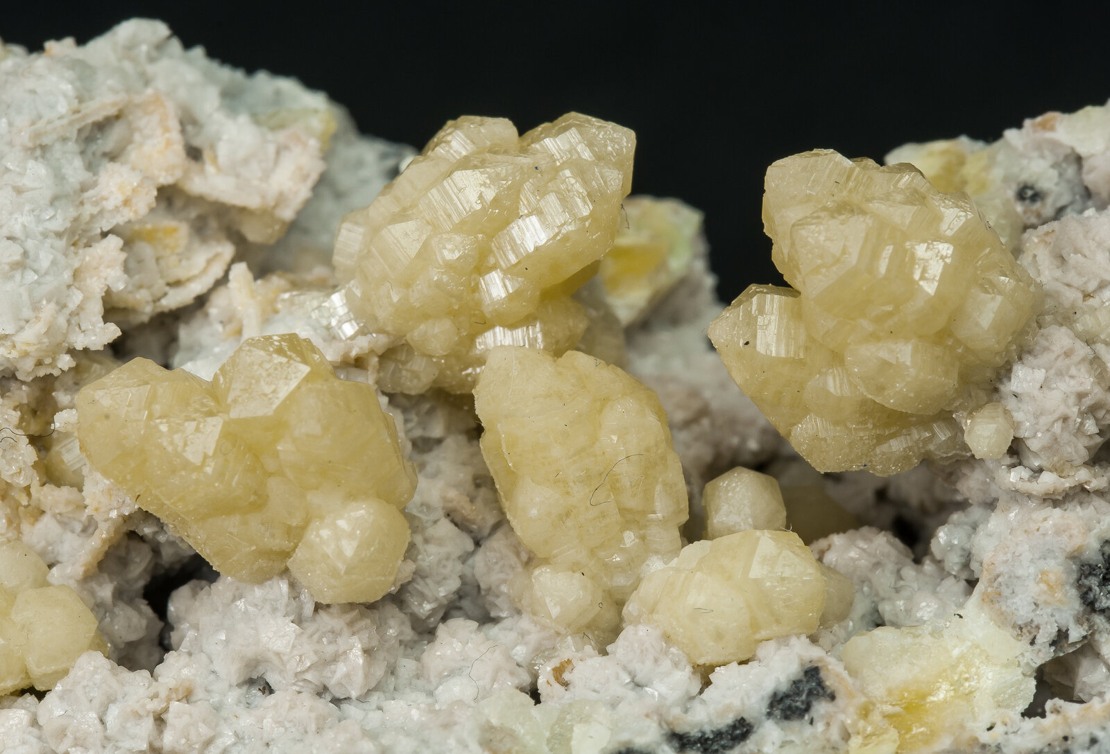 specimens/s_imagesAO8/Mimetite-BBF49AO8d.jpg