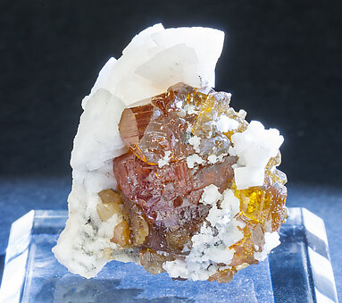 Sphalerite with Dolomite. Light behind