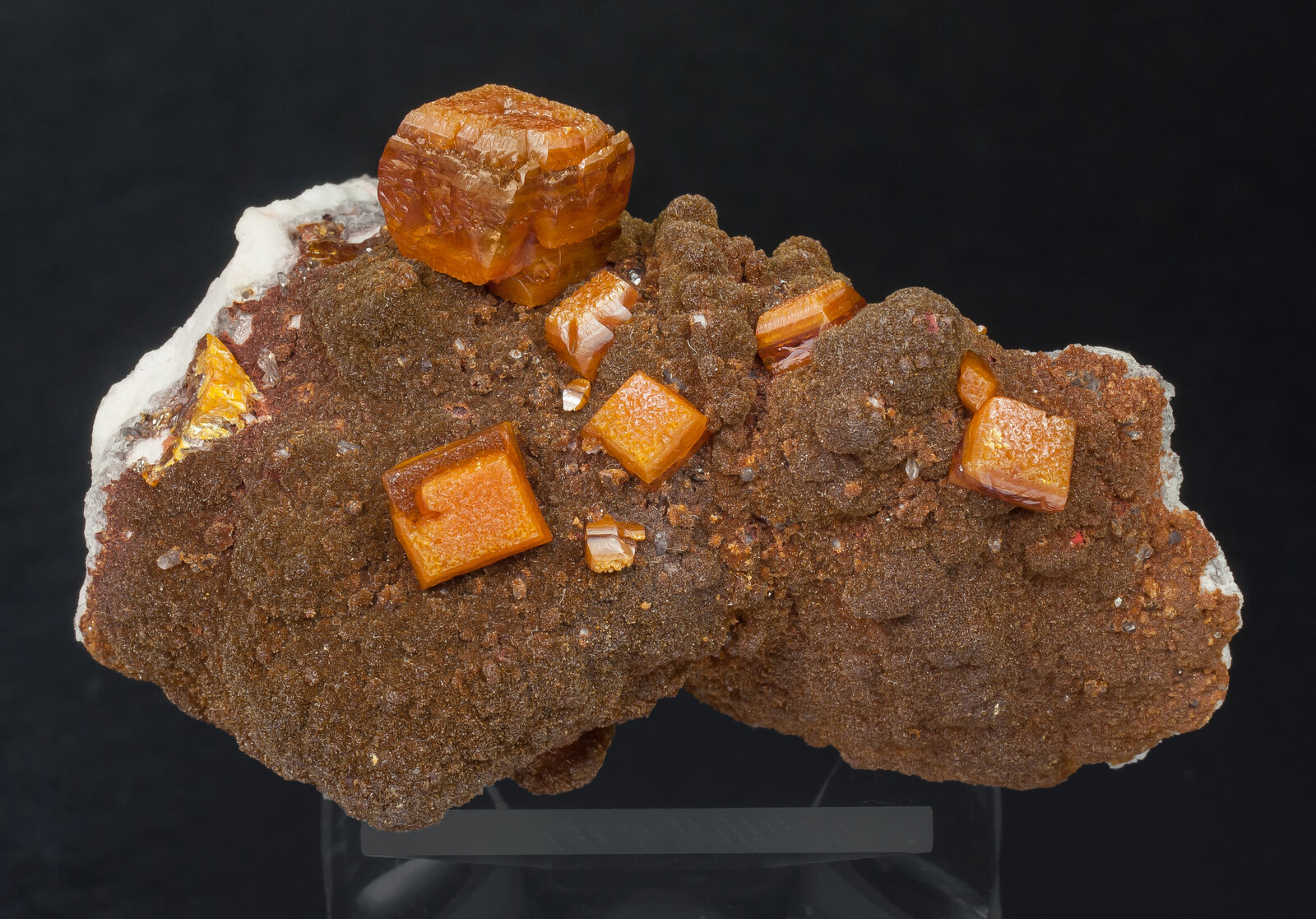 specimens/s_imagesAO8/Wulfenite-TBA86AO8f.jpg