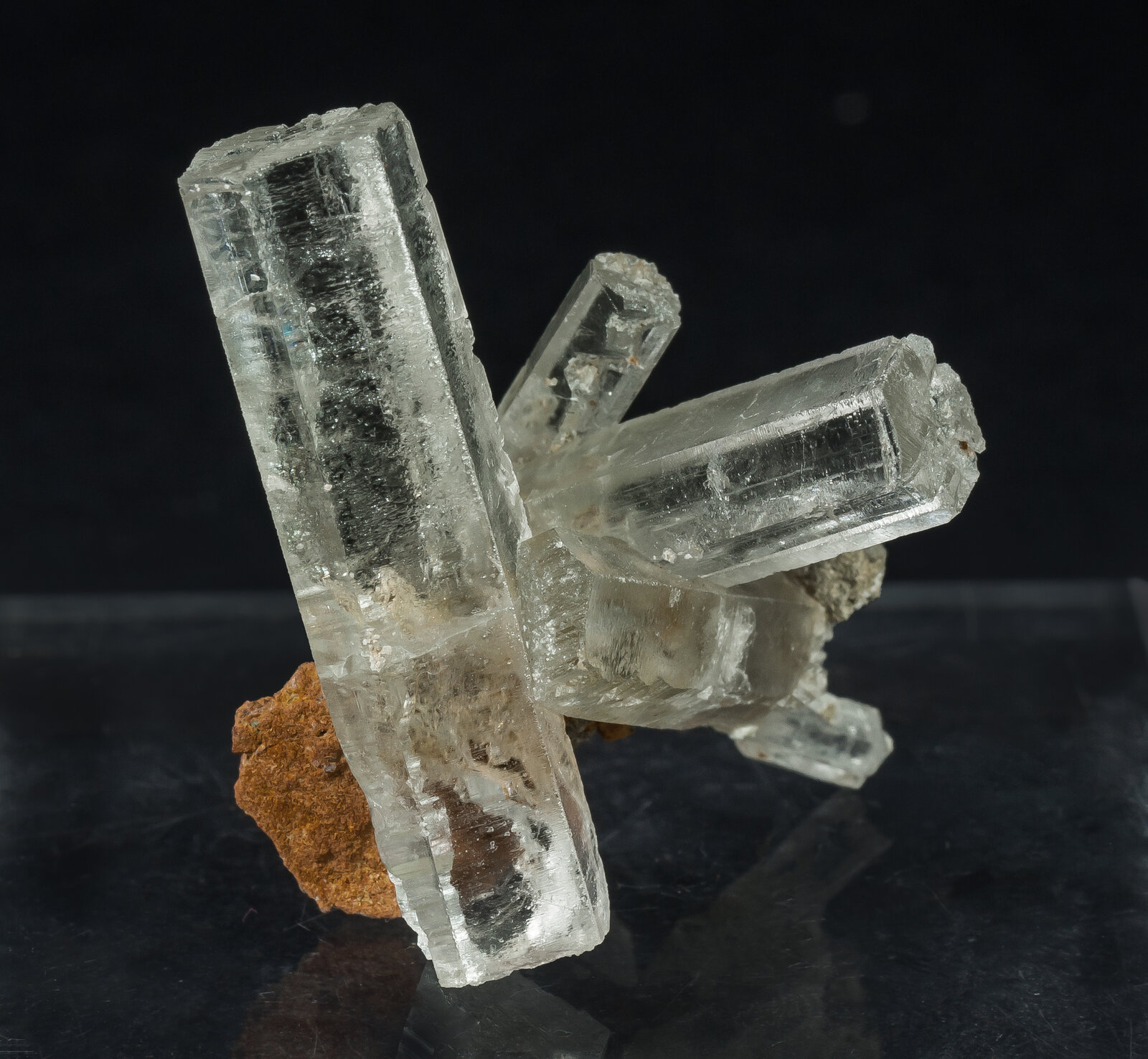 specimens/s_imagesAO9/Aragonite-EXB96AO9f.jpg