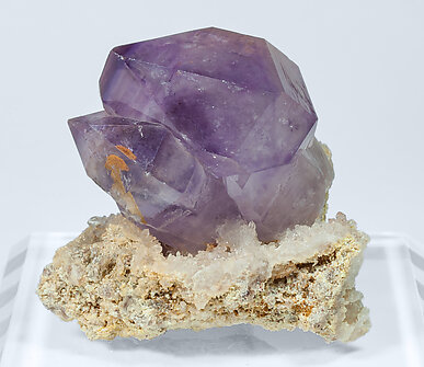 Quartz (variety amethyst). Front