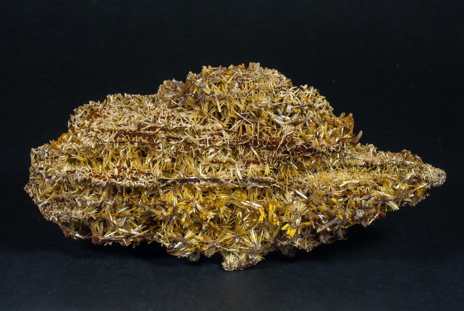 specimens/s_imagesAO9/Vanadinite-ERF51AO9r.jpg