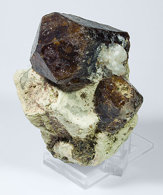 Vesuvianite. Side