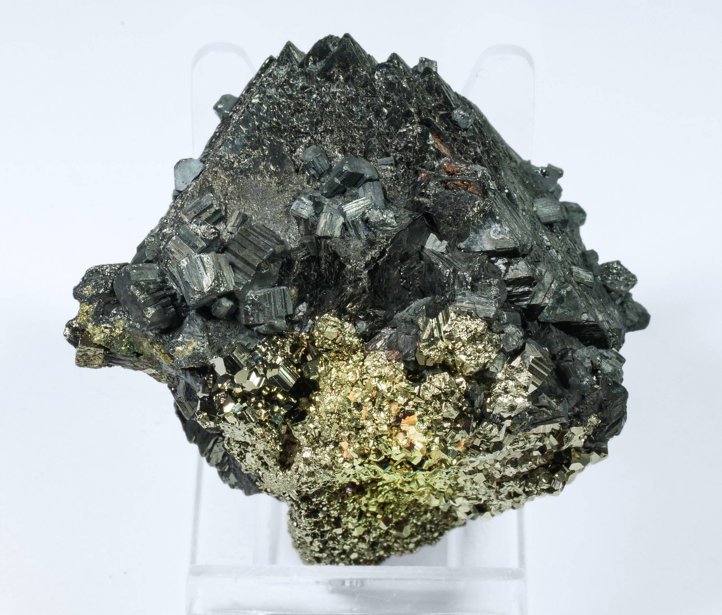 specimens/s_imagesAP0/Sphalerite-ELP46AP0r.jpg