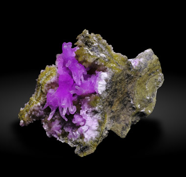 Calcite (variety Co-bearing calcite). Rear / Photo: Joaquim Calln