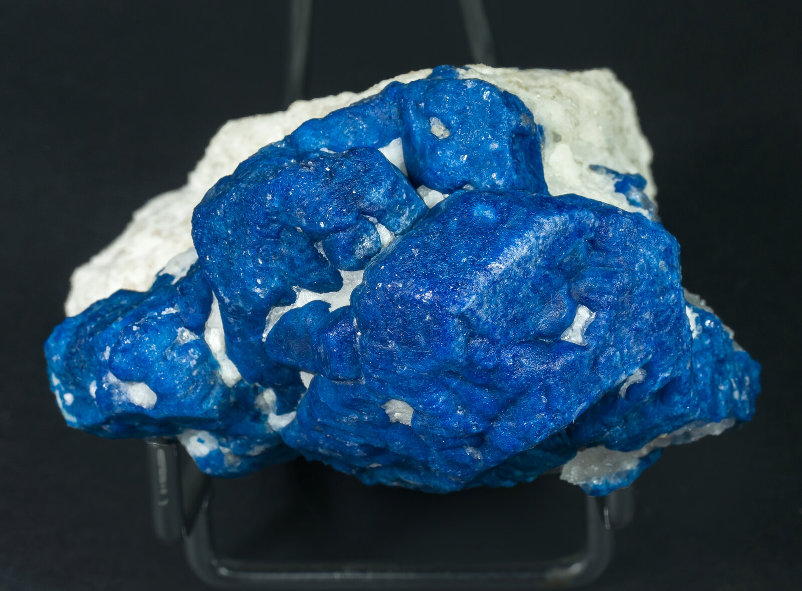 specimens/s_imagesAP2/Lazurite-TLP28AP2t.jpg