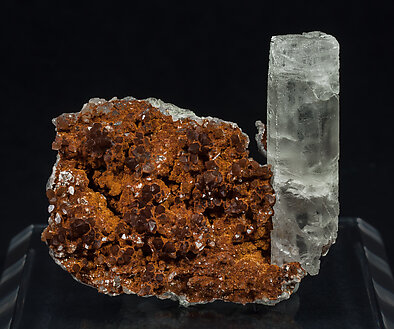 Aragonite with Quartz (variety hematoide). 