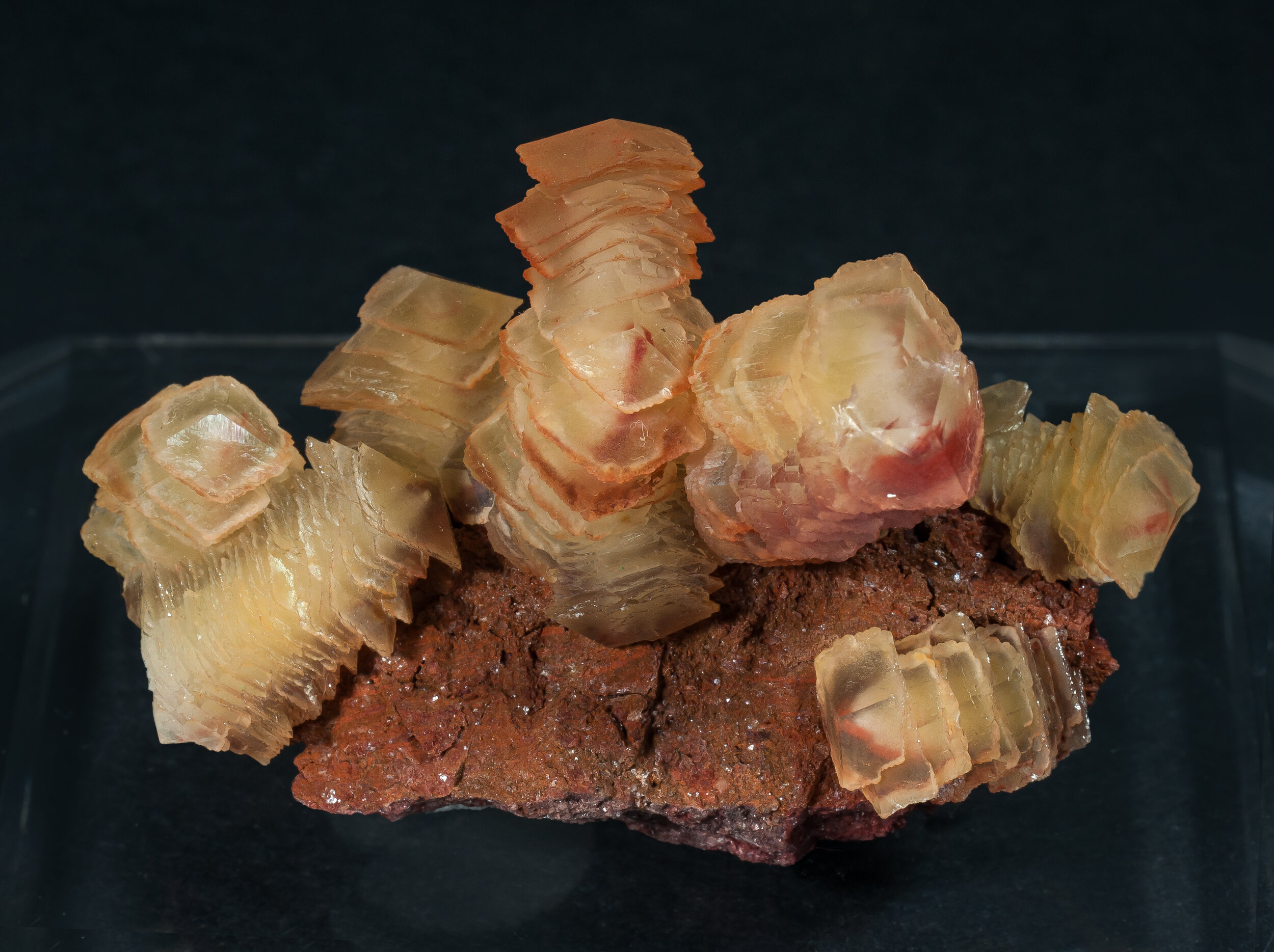 specimens/s_imagesAP3/Calcite-TFM67AP3f.jpg