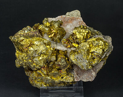 Chalcopyrite with Quartz. 