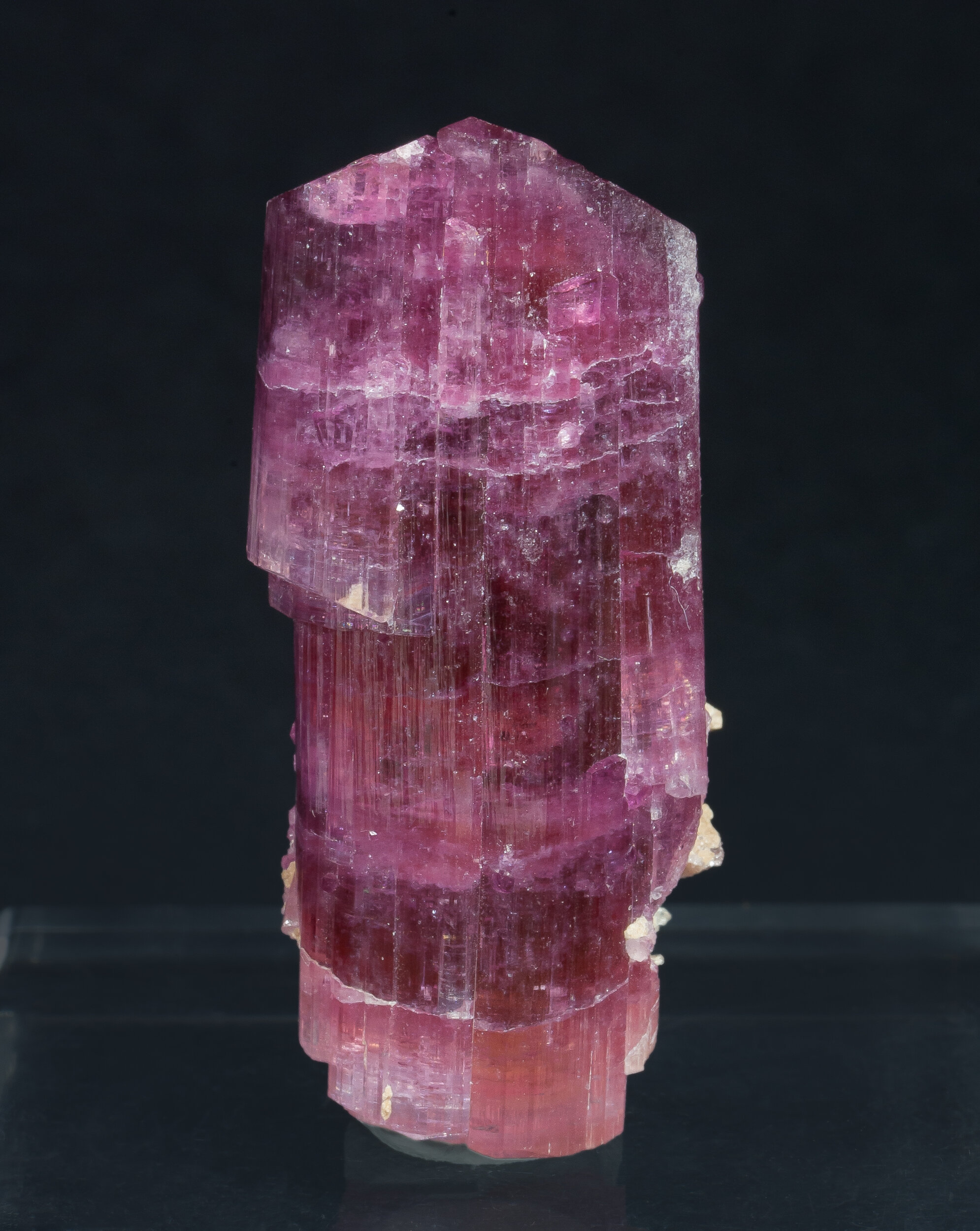 specimens/s_imagesAP3/Elbaite-Schorl-EJK87AP3f.jpg