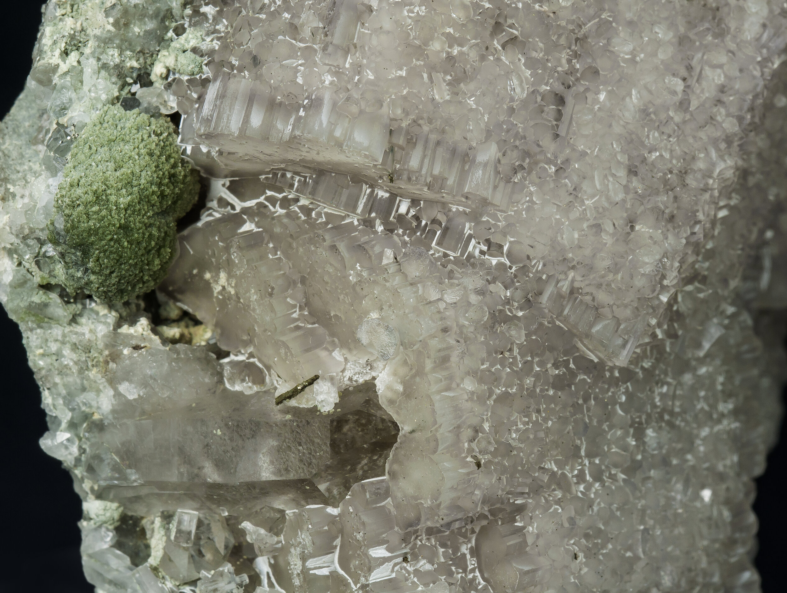 specimens/s_imagesAP3/Fluorapatite-JFD190AP3d.jpg