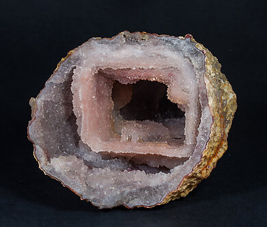 Quartz after Fluorite. Front