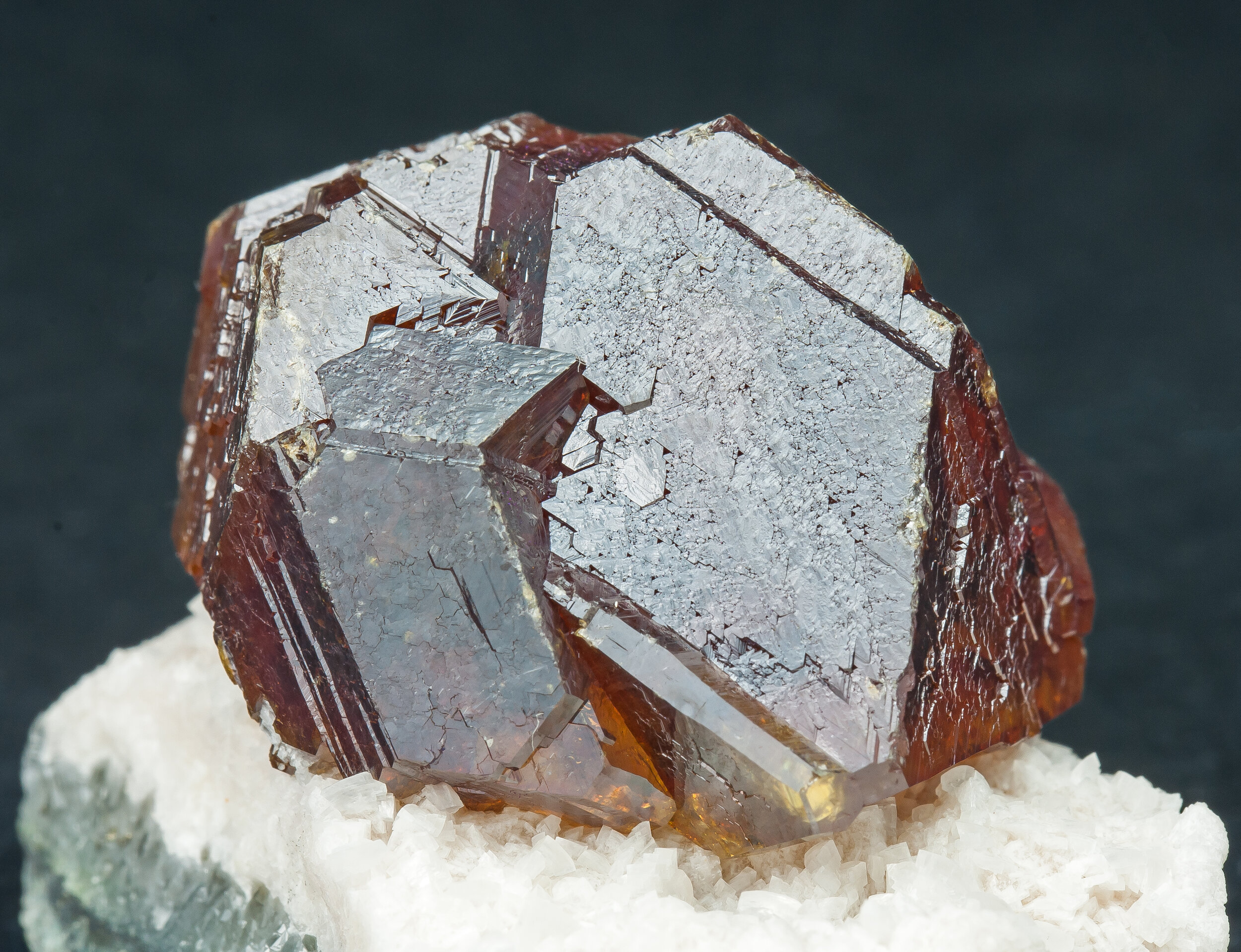 specimens/s_imagesAP3/Sphalerite-EFG97AP3d2.jpg