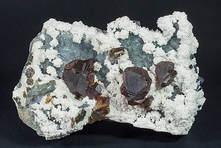 Sphalerite with Calcite, Quartz and Galena. 