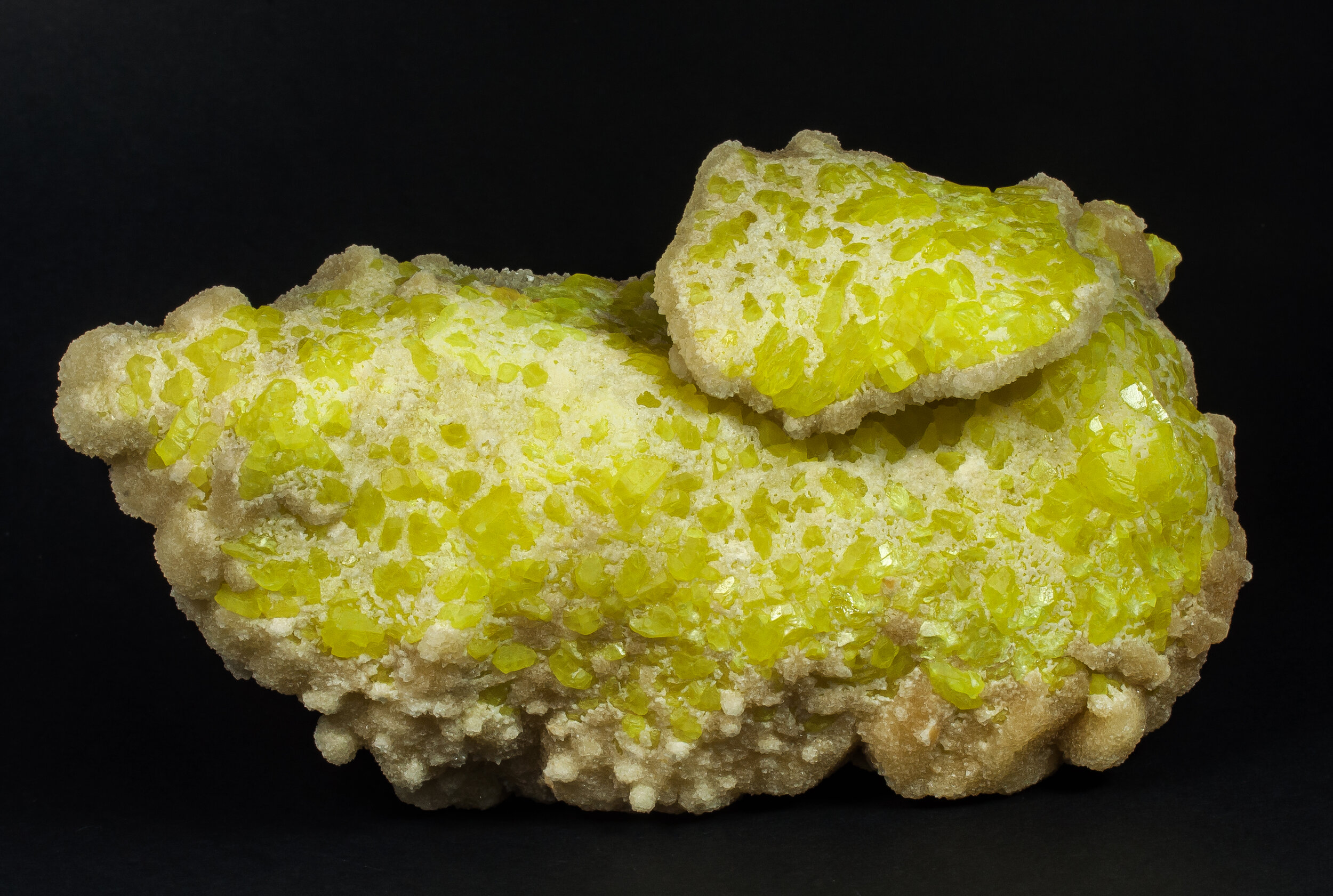 specimens/s_imagesAP3/Sulfur-BRR89AP3s.jpg