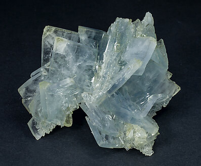 Baryte. Front