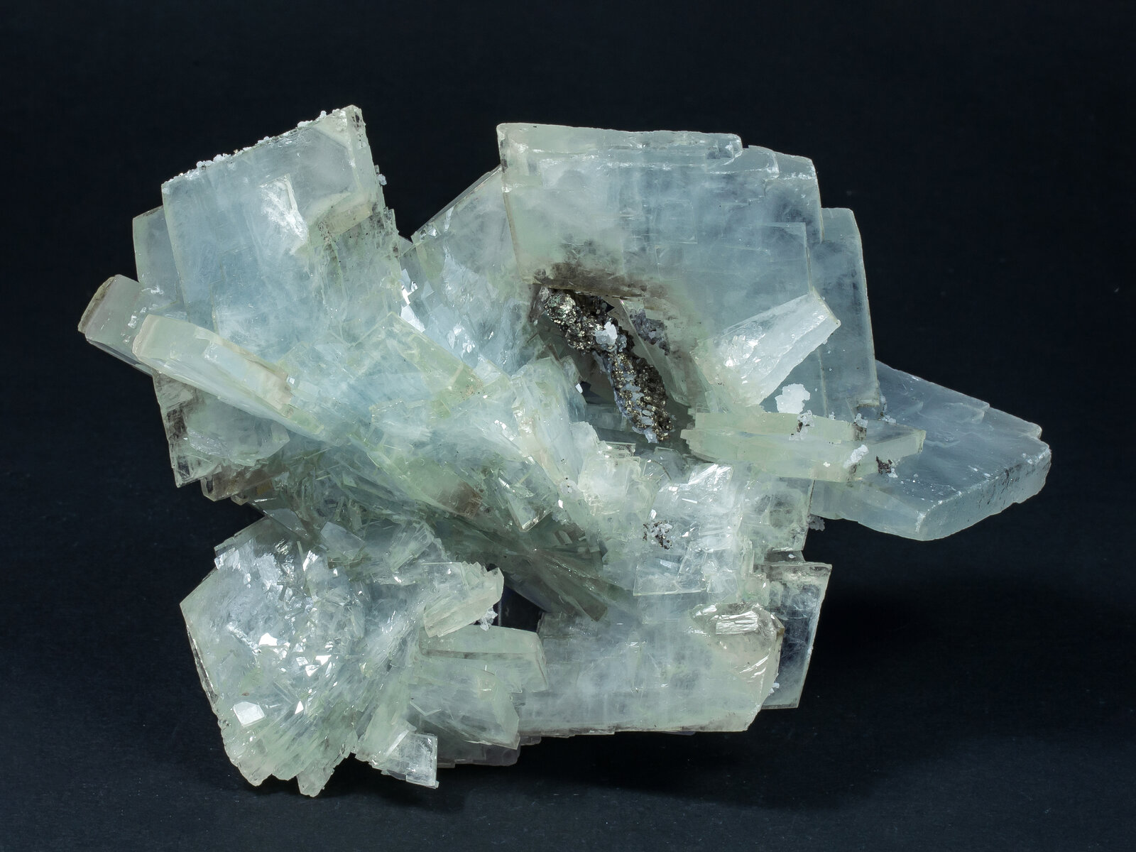 specimens/s_imagesAP5/Baryte-MLM69AP5f.jpg