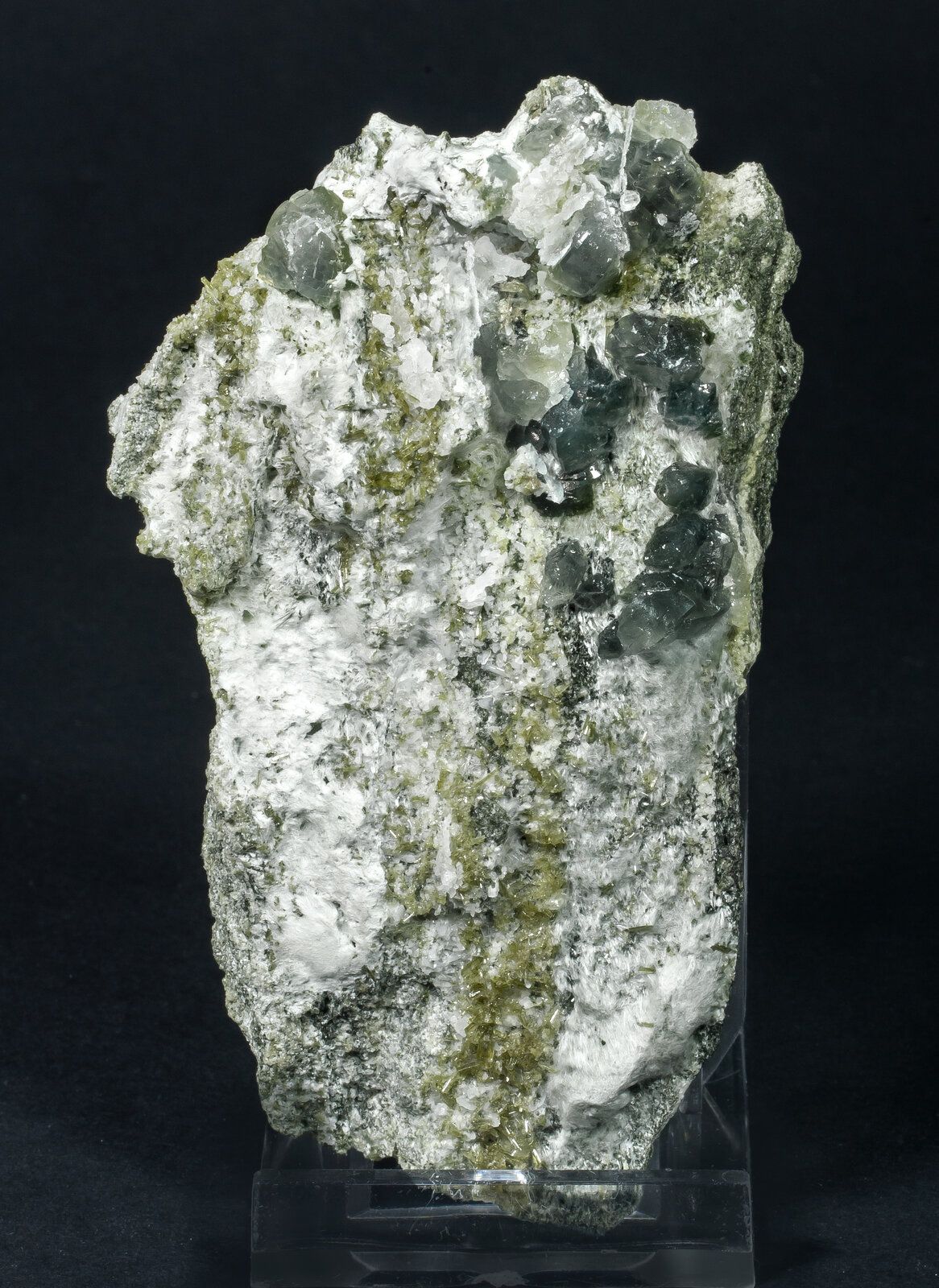 specimens/s_imagesAP5/Prehnite-MBA96AP5r.jpg