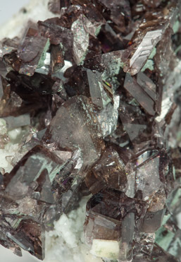 Axinite-(Fe) with Chlorite. 