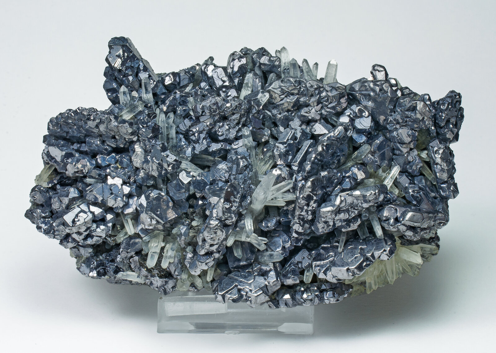 specimens/s_imagesAP6/Galena-EXQ70AP6f.jpg