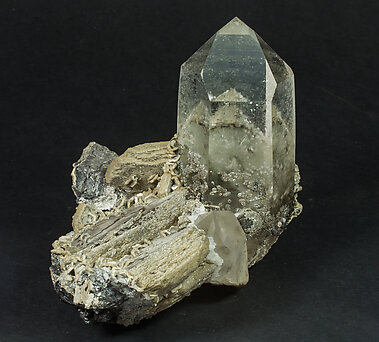 Siderite with Quartz, Siderite inclusions and Arsenopyrite. Front