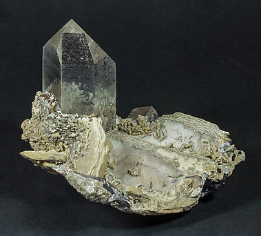 Siderite with Quartz, Siderite inclusions and Arsenopyrite. Side