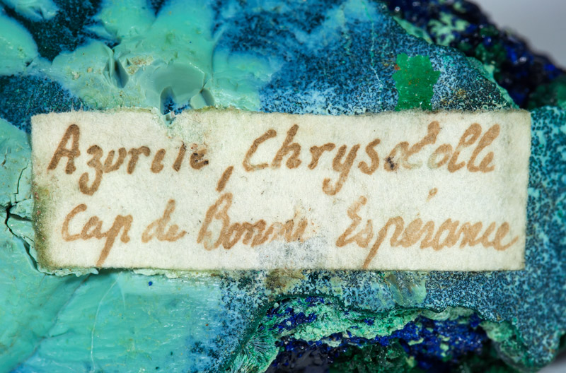 specimens/s_imagesAP7/Azurite-TLR56AP7e.jpg