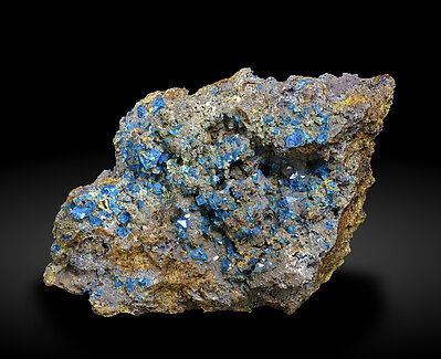 Liroconite. Front / Photo: Joaquim Calln