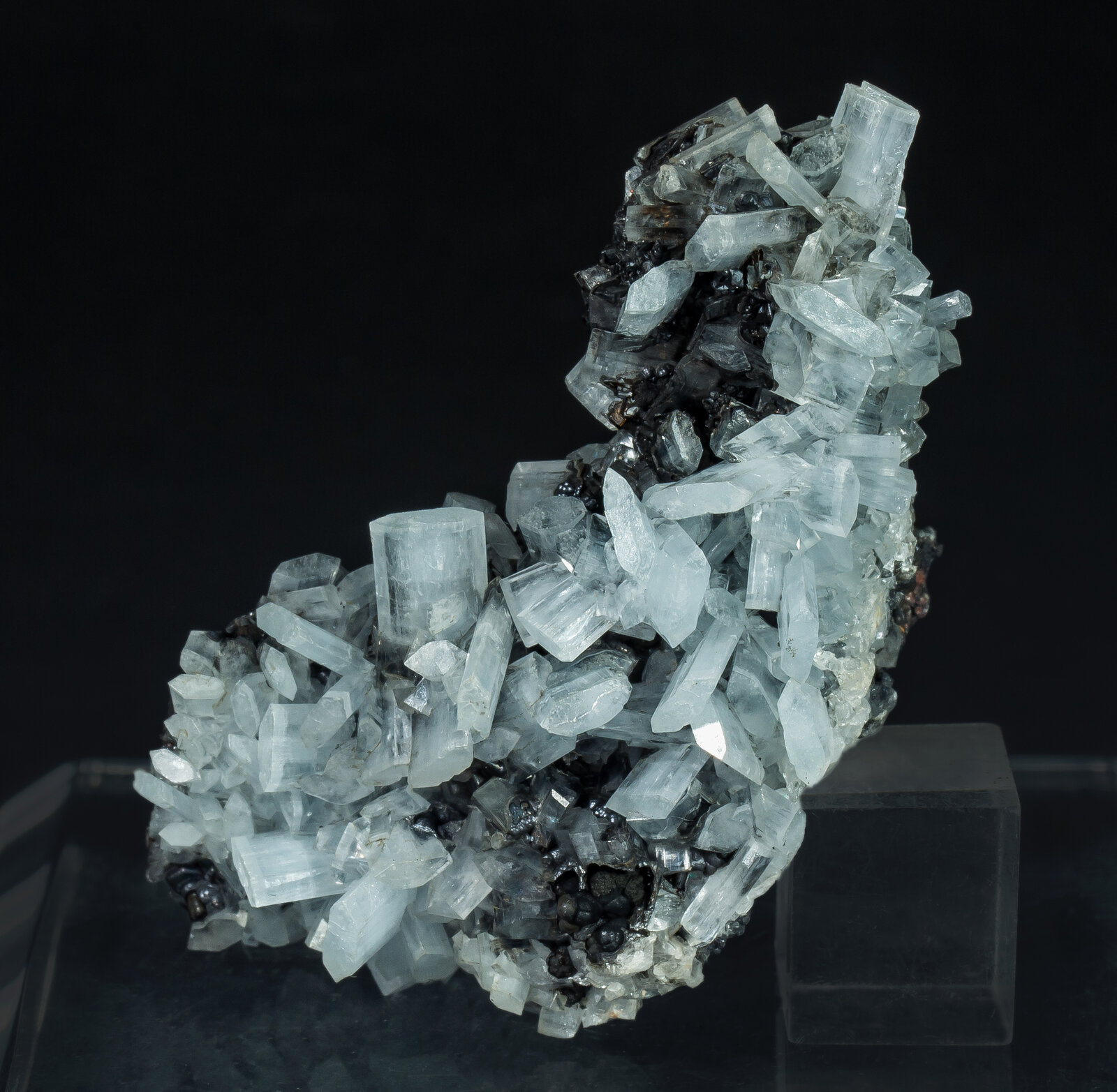 specimens/s_imagesAP8/Baryte-JMF14AP8f.jpg