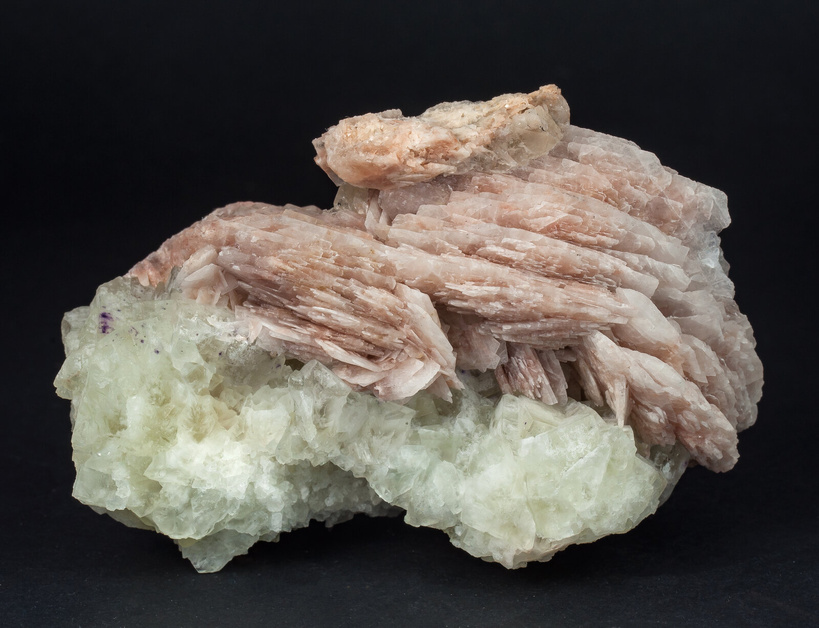 specimens/s_imagesAP8/Baryte-JMR46AP8r.jpg