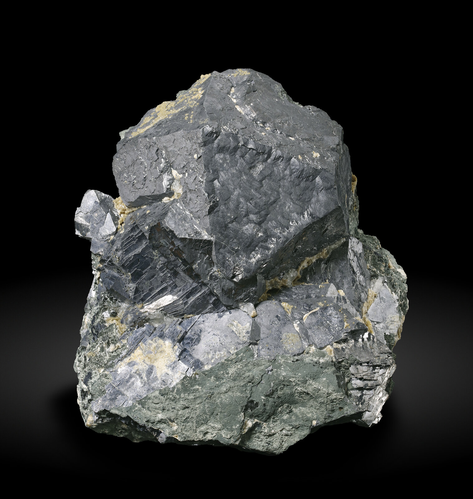 specimens/s_imagesAP8/Galena-TBS96AP8_2398_f.jpg