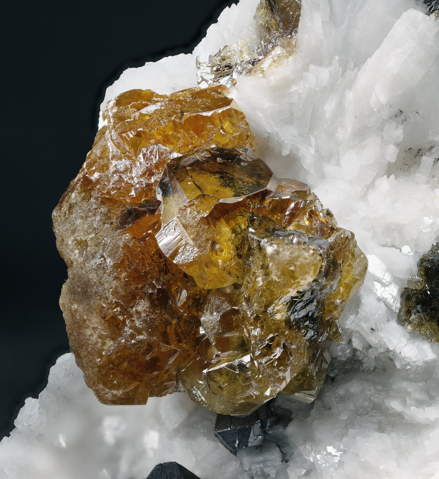 specimens/s_imagesAP8/Sphalerite-JPB37AP8_2975_d.jpg