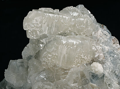 Calcite with Quartz and Baryte. Detail / Photo: Joaquim Calln