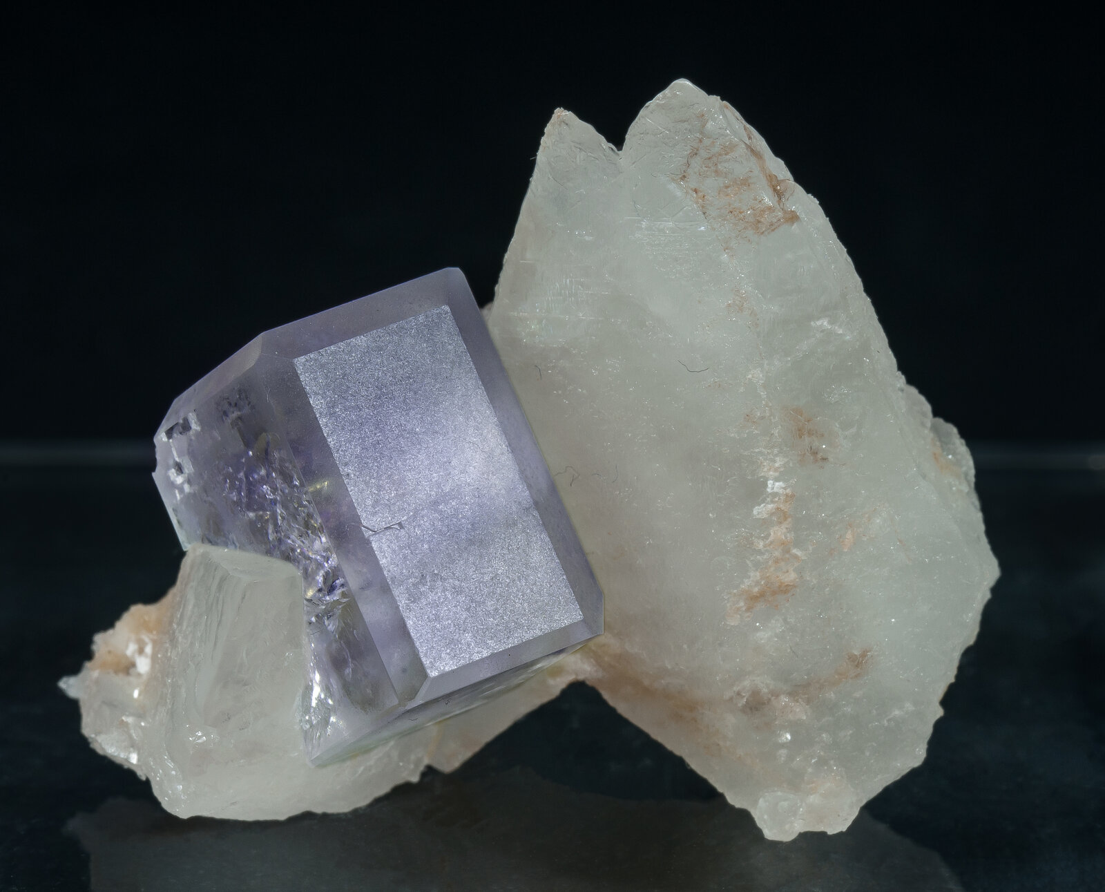 specimens/s_imagesAP9/Fluorite-NCA36AP9f.jpg