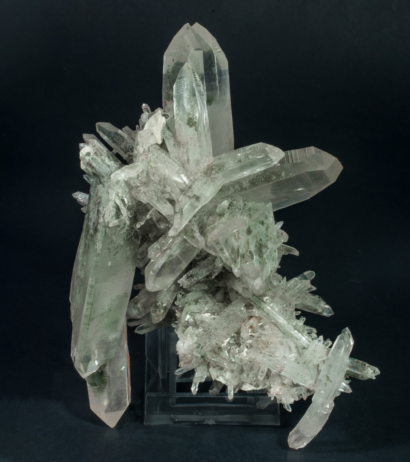 specimens/s_imagesAP9/Quartz-TXE87AP9r.jpg