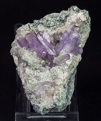 Quartz (variety amethyst) with Calcite