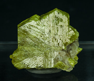 Chrysoberyl (twinned)