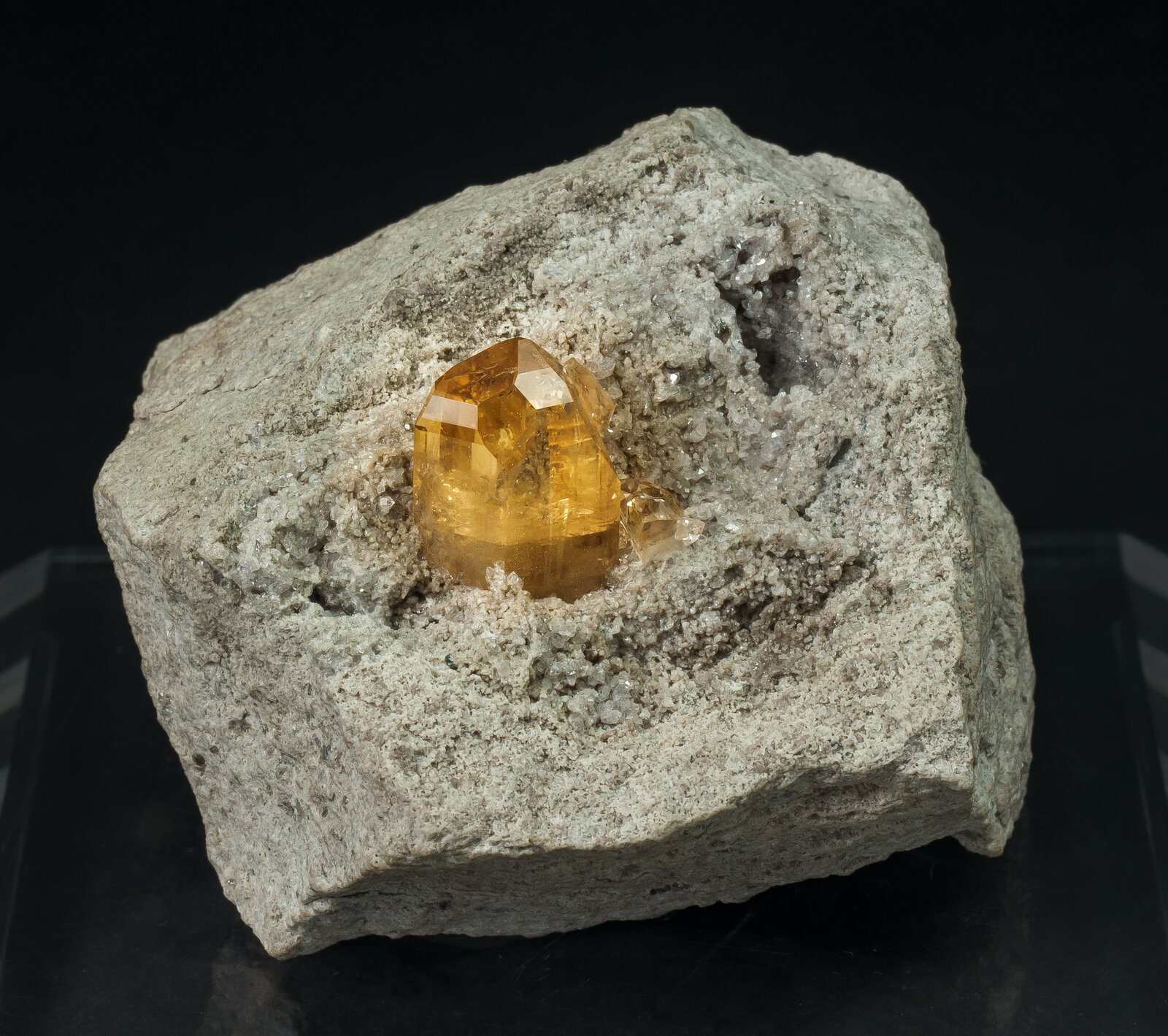 specimens/s_imagesAP9/Topaz-CXM37AP9f.jpg