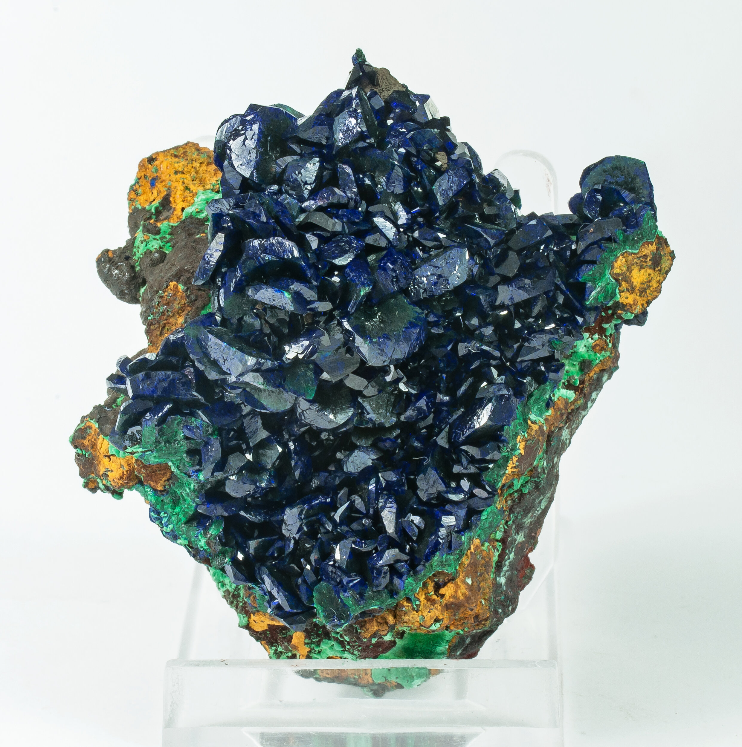 specimens/s_imagesAQ0/Azurite-TFR69AQ0f.jpg