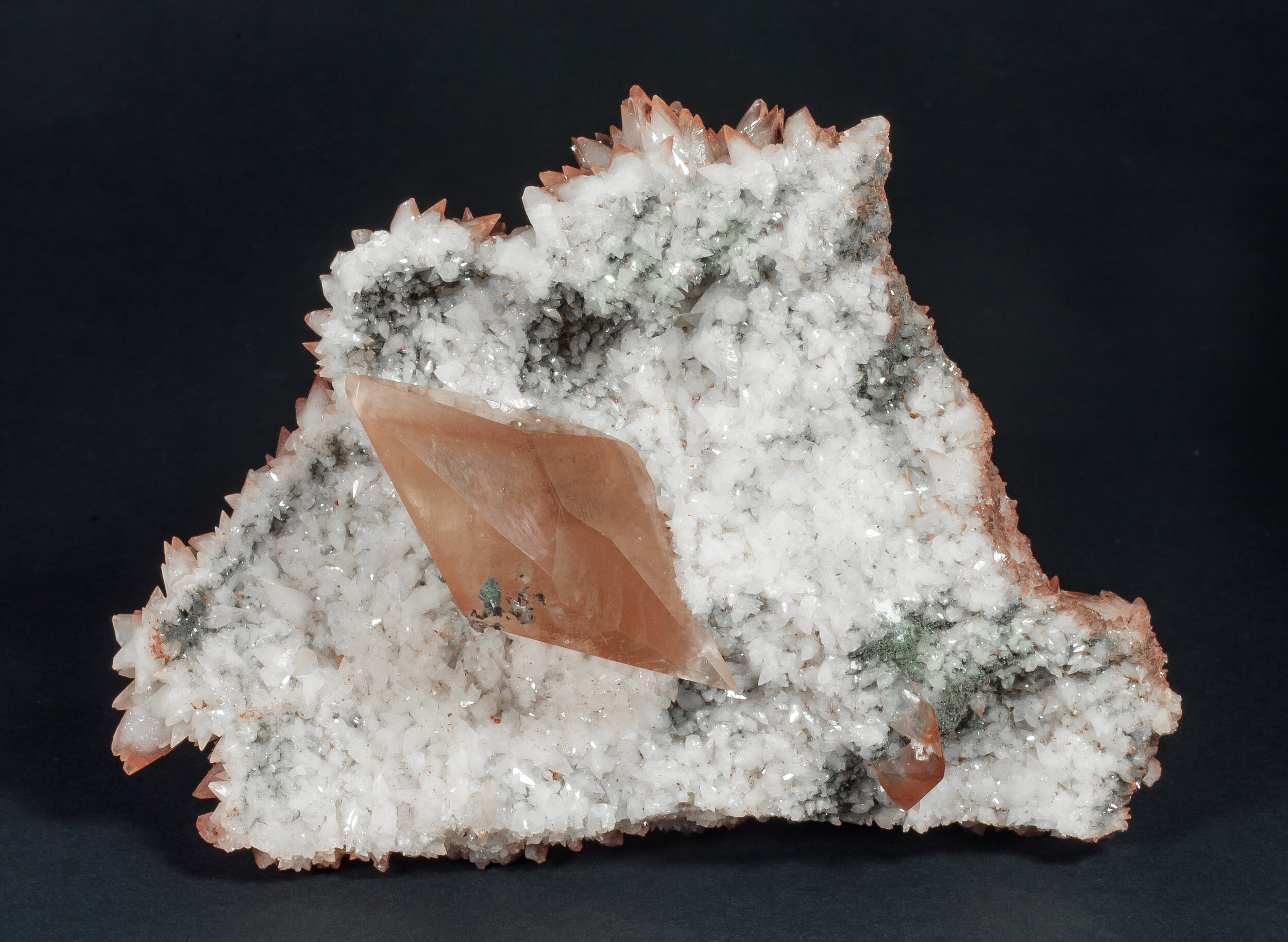 specimens/s_imagesAQ0/Calcite-TXB69AQ0f.jpg